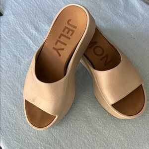 Jelly Women's Cream Mules